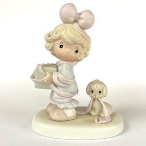 Precious Moments “Tied Up For The Holidays” Vintage Collectible Figurine 527580